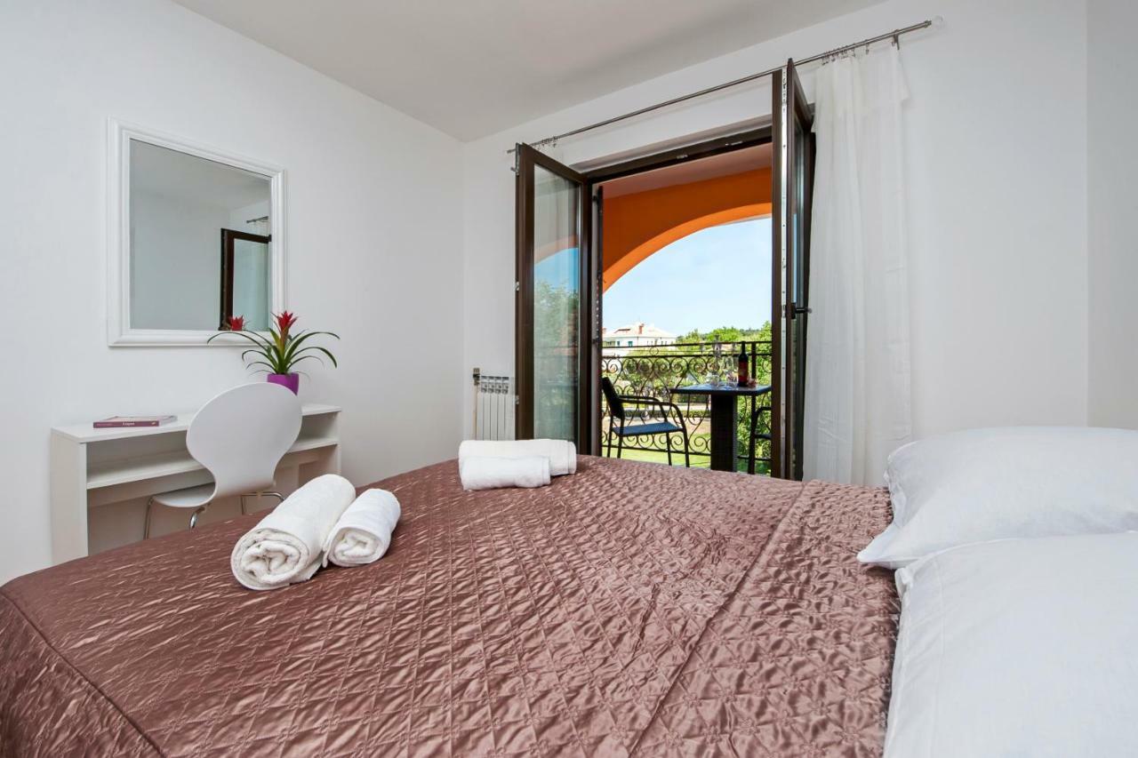 Apartment Valentina Ровинь Экстерьер фото